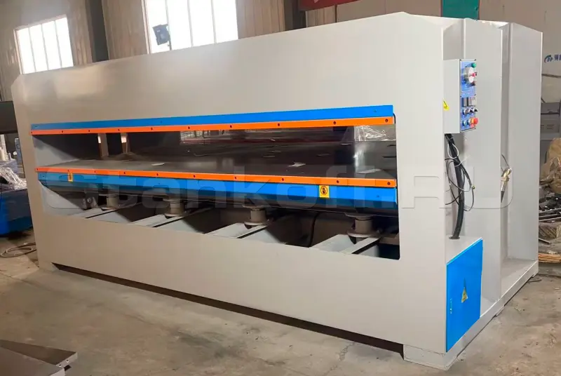 Горячий гидравлический трёхпролётный пресс HIRC-200T3-3513