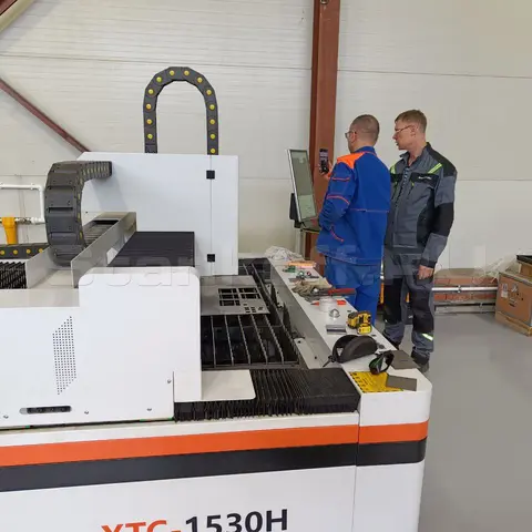 Пусконаладка оптоволоконного лазерного станка по металлу XTC-1530H/2000 Raycus в Казани