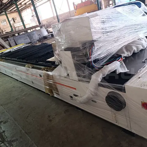Пусконаладка оптоволоконного лазерного станка для резки металла XTC-1560H/3000 Raycus в Энгельсе