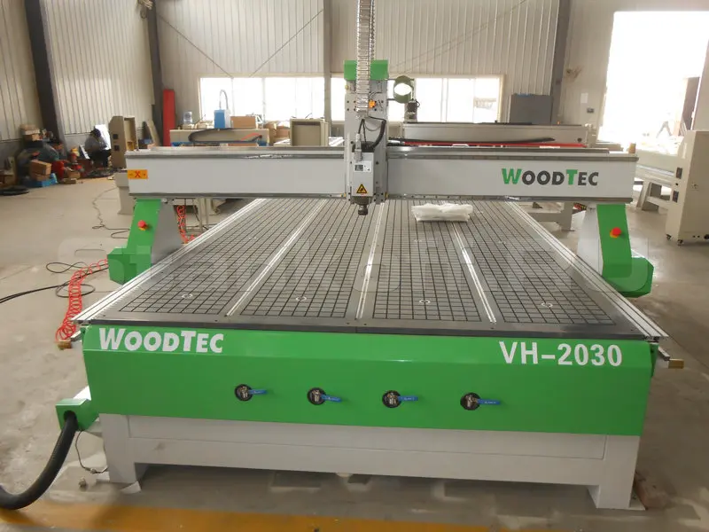 Фрезерно-гравировальный станок с ЧПУ WoodTec VH-2030