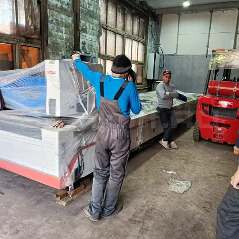 Пусконаладка оптоволоконного лазерного станка для резки металла XTC-1560H/3000 Raycus в Химках