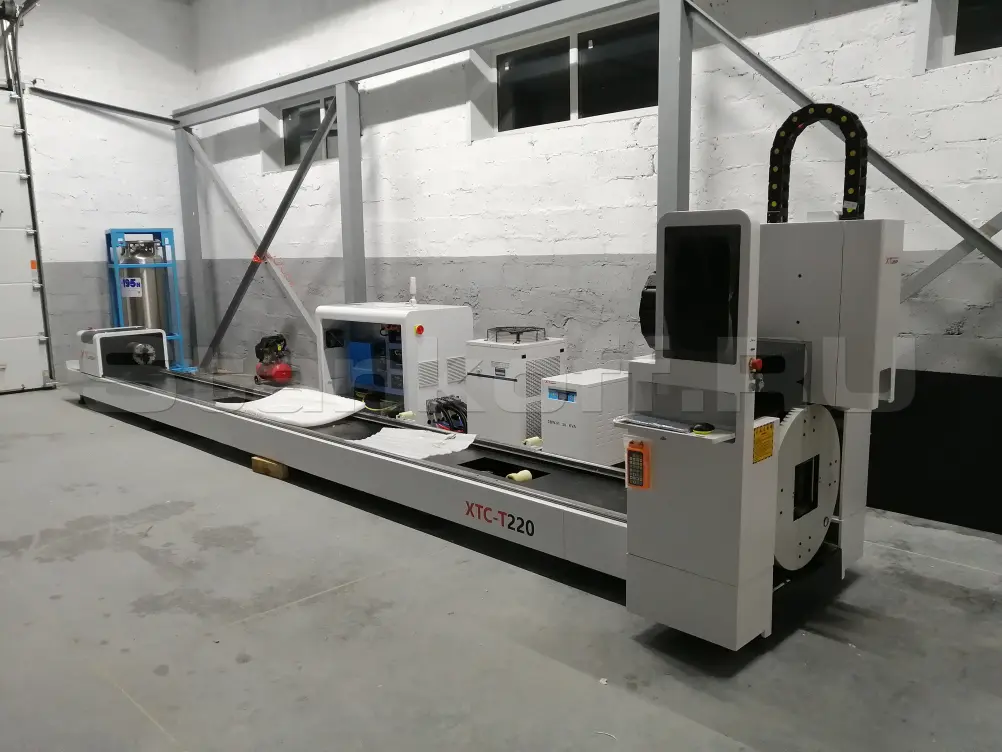 Оптоволоконный лазер для резки труб XTC-T220/2000 Raycus