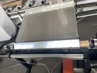 Автоматический токарный станок по дереву для мелкоштучных изделий VTC-80A — фото 4