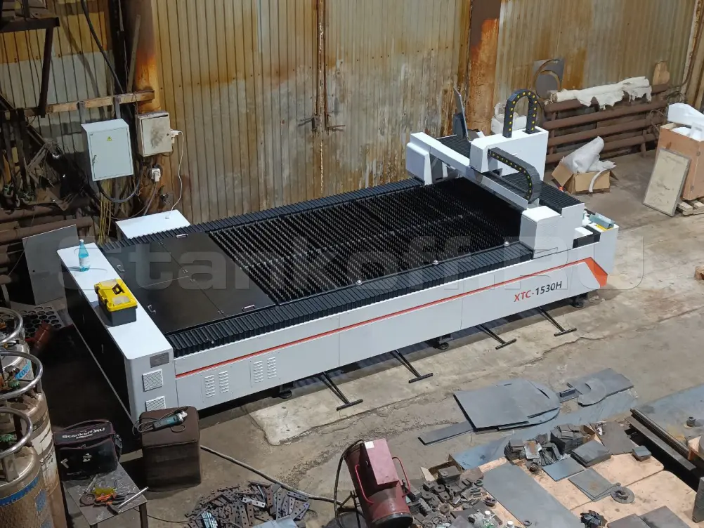 Пусконаладка оптоволоконного лазерного станка по металлу XTC-1530H/3000 Raycus в Миассе