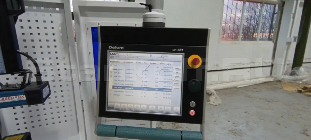 Система ЧПУ	Delem DA-66T