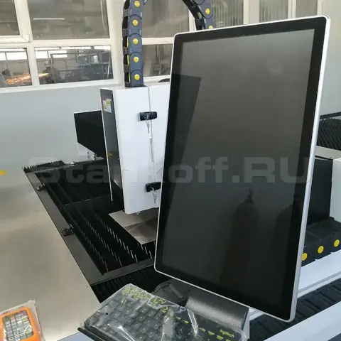 Запуск оптоволоконного лазерного резака по металлу XTC-1530H/1500 Raycus в Казани