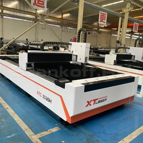 Оптоволоконный лазерный станок для резки листового металла XTC-1530H/1500 Raycus