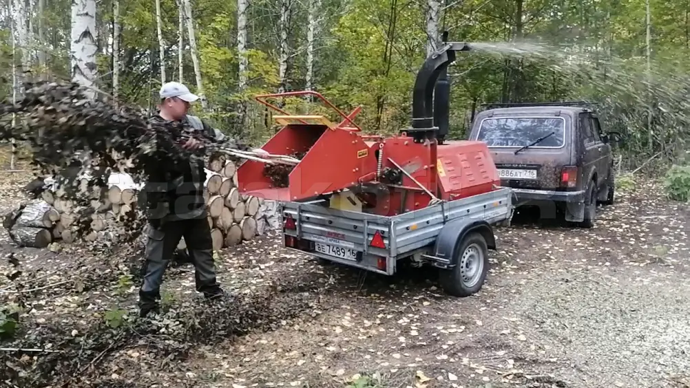 Поставка мобильного измельчителя для дерева BOXER DWG-40 G в Казань
