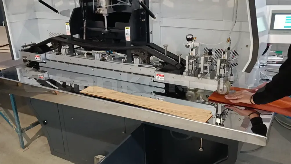 Ребросклеивающий станок для шпона LS-1800