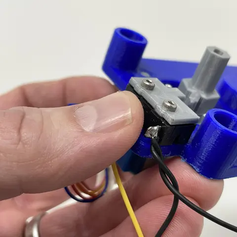 Подвижный шлем Дарта Вейдера напечатанный на 3D-принтере [Инструкция + Чертежи]