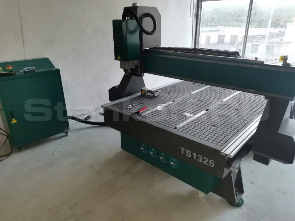 Фрезерный станок с ЧПУ TS 1325 PRO