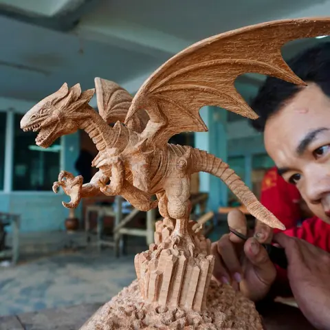 Невероятно искусная резьба по дереву от мастеров из компании DWoodart