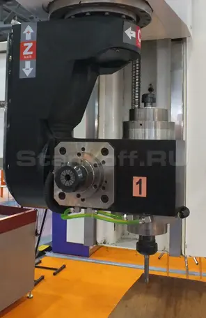 Фрезерный станок с ЧПУ 2PT-2215
