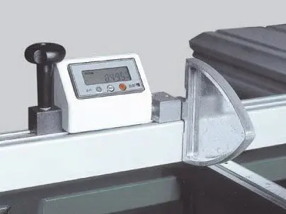 Круглопильный форматно-раскроечный станок PK320A