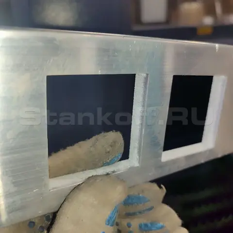 Пусконаладка оптоволоконного лазерного станка по металлу STL-1530FP/6000 Raycus в Туле