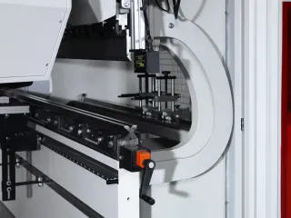 Гидравлический гибочный пресс с ЧПУ SX 30175 4 axis — фото 2