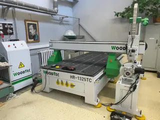 Фрезерно-гравировальный станок с ЧПУ WoodTec HR 1325TC — фото 2