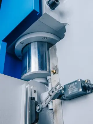 Гидравлический листогибочный пресс MetalTec HBM 63/2500 E22 — фото 7