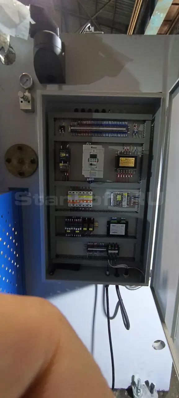 Электрошкаф с электрокомпонентами SCHNEIDER