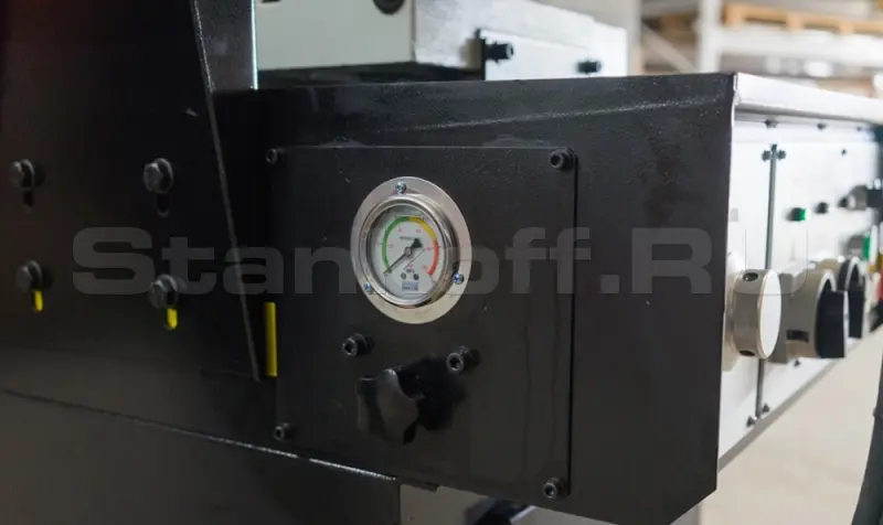 Станок ленточнопильный полуавтоматический BS-315GH