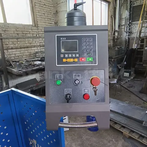 Система управления E22