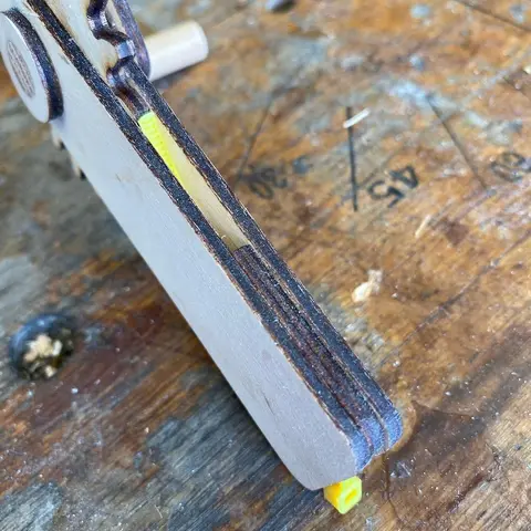 Три классных DIY проекта — игрушки для ребенка своими руками [Чертежи прилагаются]