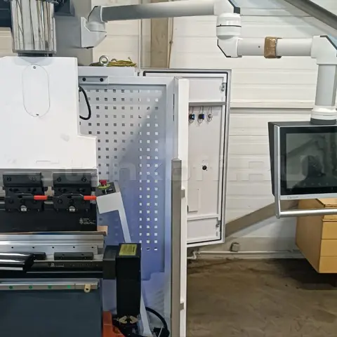 Пусконаладка оптоволоконного лазерного станка для резки металла XTC-1530H/3000 Raycus и гидравлического листогибочного пресса KRRASS PBS 135/3200 4 axis в Набережных Челнах