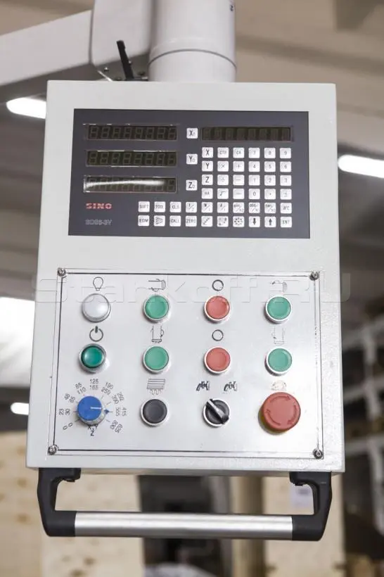 Широкоуниверсальный станок MUF150 Servo