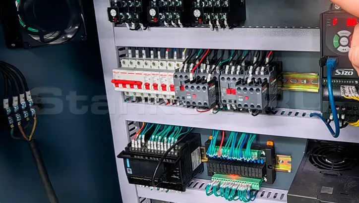 Автоматический ленточнопильный станок MetMachine ALS7570-NLAST0