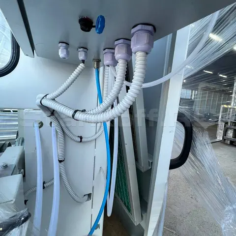 Поставка автоматического окрасочного станка для погонажа Рапида-250/6 в Новосибирск