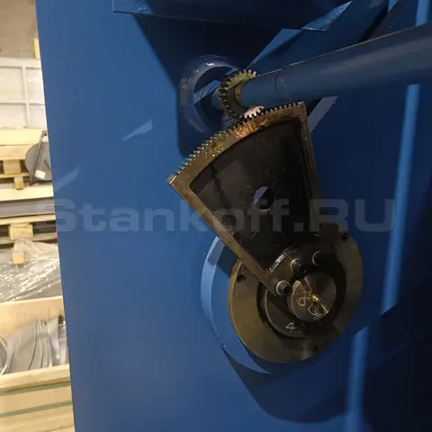 . Датчик контроля хода балки.