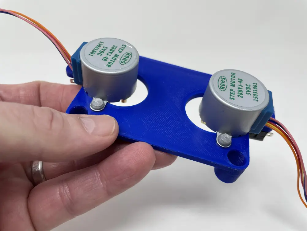 Подвижный шлем Дарта Вейдера напечатанный на 3D-принтере [Инструкция + Чертежи]