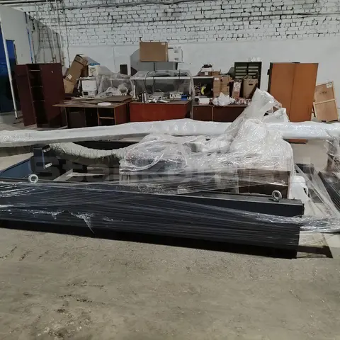 Пусконаладка оптоволоконного лазерного станка со сменным столом STL-1530EP/3000 Raycus в Белгороде (декабрь 2023)