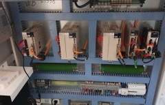Установка оптоволоконной лазерной резки LF3015LN/1000 IPG