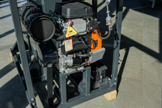 Бензиновый измельчитель веток BX-62B