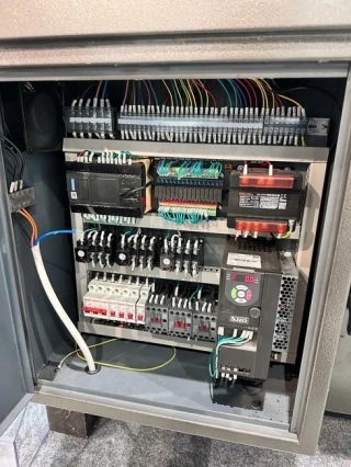 Автоматический ленточнопильный станок MetMachine ALS3032