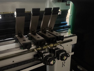 Гидравлический листогибочный пресс TS-P 125/3200