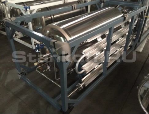 Горизонтальный криоцилиндр для азота и кислорода ГХК-Г-0,5/2,5-25