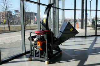 Бензиновый измельчитель веток BX-62B