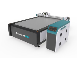 Планшетный режущий плоттер для листовых материалов и панелей PLT2130F