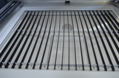 Лазерно-гравировальный станок с ЧПУ LM 9060 PRO NEW 100W