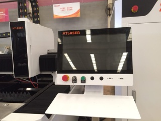 Станок оптоволоконной лазерной резки металла XTC-1530H/500 Raycus