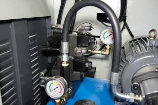 Гидравлическая гильотина для шпона MD310