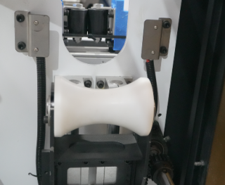 Высокоскоростной лазерный труборез с сервозахватом и автоматической системой погрузки труб LX-K6-5-6500/3000 Raycus