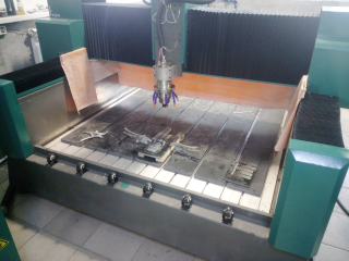 Фрезерный станок TS  9015M