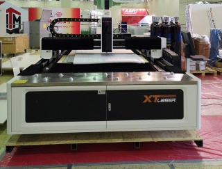 Станок оптоволоконной лазерной резки металла XTC-1530H/500 Raycus