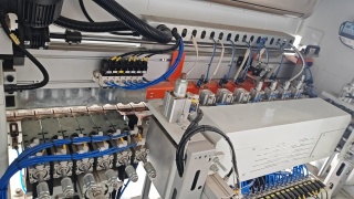 Автоматический кромкооблицовочный станок ZY-B1822(JC)