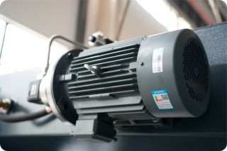 Гидравлический листогибочный пресс KRRASS WC 67K 63/2500 с ЧПУ Estun 21