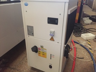 Оптоволоконный лазерный станок для резки металла XTC-1530HE/2500 IPG