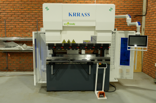 Электрический листогибочный пресс EPP 70/2500 4 axis